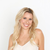 Headshot of Bakersfield Reiki practitioner Alison Papazois